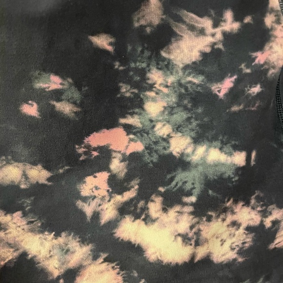 Lululemon Align Shirt - Picture 7 of 7